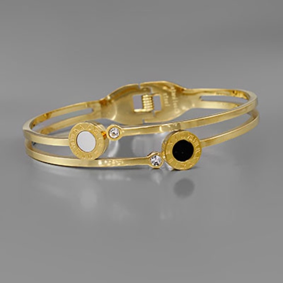 Disk Clip Bracelet - Picture 1 of 2